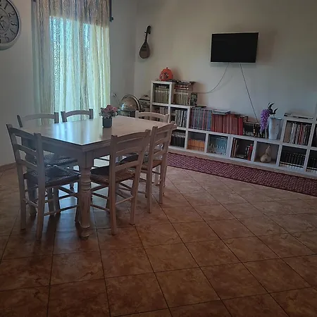Gorropis B&B 시니스콜라